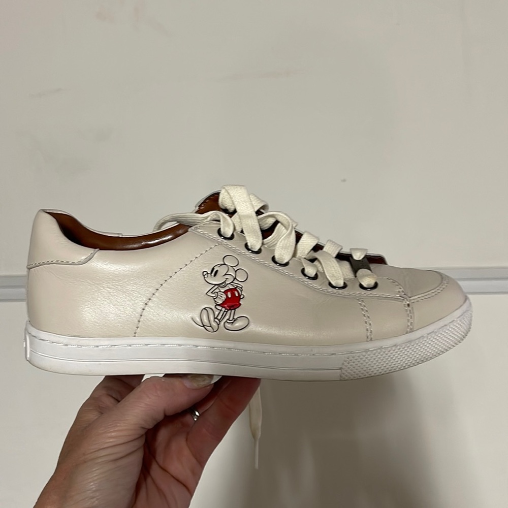 Coach Disney Mickey Porter Sport Napa Sneakers Cream Size 5.5 collectible